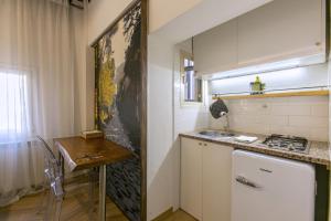 Trevi Little Palace #3