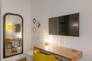 Casa Barbieri boutique apartment Borgo Pio