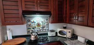 Upstairs R-1 Self-Catering Unit