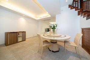 Angsana Laguna Phuket 2- bedroom, with pool access