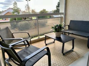 Appartements Studio 2 pers, balcon, parking : photos des chambres