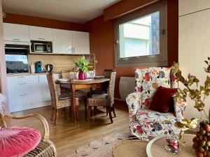 Appartements Studio 2 pers, balcon, parking : photos des chambres