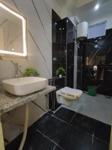 Avantika Vikram home stay