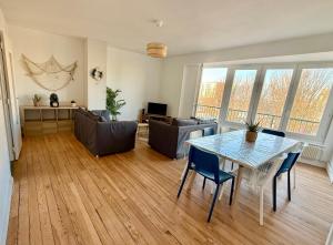 Appartements La Criee, un balcon sur le port : photos des chambres