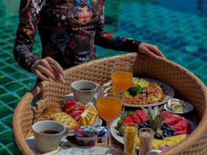 Ocean Pearl Seaview Residence