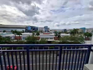 King of kings at SEA RESIDENCES