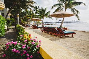 Pelican Reef Villas Resort