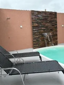 Casa com piscina - 巴尔内阿里东海滩