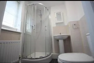 Maricels hotel - 乌波斯顿