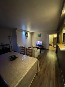 Great apartment quiet neighborhood