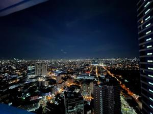 Suite at Air Residences Condo, Ayala Ave Makati