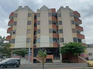 Económico práctico central - 库库塔