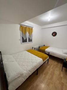 Appartements Comfortable 2 Beds Apartment - Surburb of Paris : photos des chambres