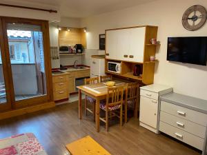 Appartements Studio Acacia Brides Les Bains : photos des chambres