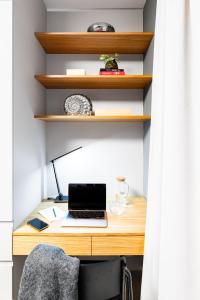 Prague Days - Studio with Terrace and Garage in Modern Building