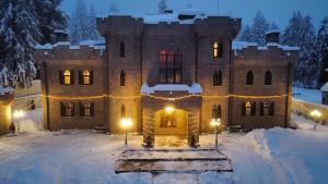 The Castle - Your unique way of retreat