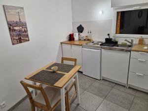 Appartements Logement confortable au coeur d'un village paisible : photos des chambres