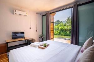 Mountain View ห้องพักริมน้ำ พร้อมสระว่ายน้ำ และพื้นที่ส่วนตัว