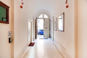 Trendy apartment at Vatican