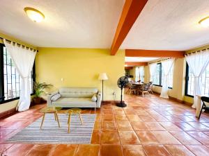 Casa Greg Beautiful 2 bedroom house Adults Only
