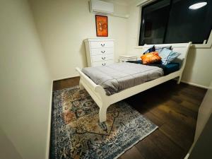 Sanctuary Lakes Holiday house