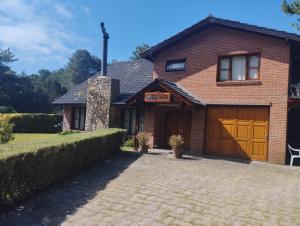 Chalet con Piscina exclusiva en el centro de Mar de las Pampas