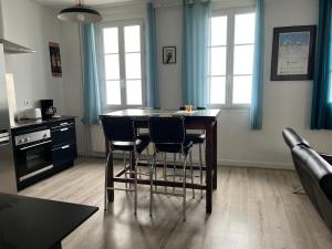 Appartements Le Noroit vue sur mer : photos des chambres