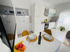 Apartment Erika - for 2 near the beach