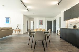 Mitre Hockney by Artsy