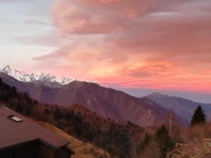 Studio chaleureux de montagne