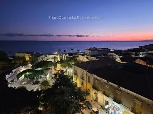 Hotel Mediterraneo - Джераче