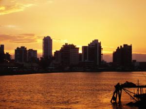 Amplio Duplex Playero Muy Bien Ubicado - Cochera