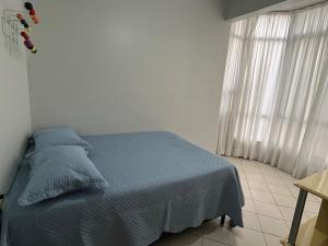 Apto 2 Quartos com Ar, Pertinho da Praia- CARTÃO