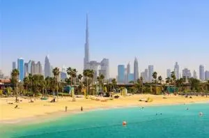 Room with bathroom near beach walk la mer beach Oima leasing property - Dubai