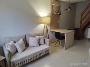 Loft 01 dormitório - 图巴朗