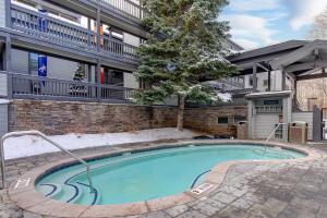 SNOW FLOWER 124 condo