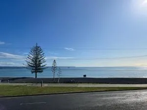 Shell's Beachfront BnB - 湾景