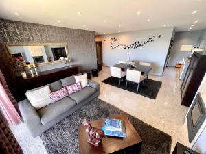 Condominio encantador, com piscina e vista mar - Ocean View Apartment