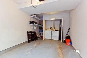 Cozy 3 bedroom and 2 bath Townhouse