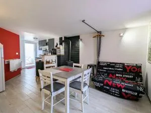 Maison de ville confortable proche nature, idéale pour 4 personnes - FR-1-589-772 - 皮耶尔佩尔塞埃