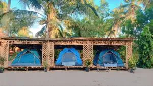 AKOYA Beachfront Tent house - Locaroc