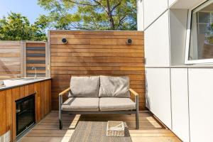 Cinema Under the Stars, Near Beach, CBD & Airport