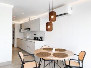 Suites cerca del aeropuerto - terminal terrestre y centros comerciales