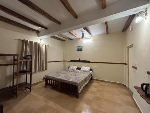 The Perch - Daisy Land