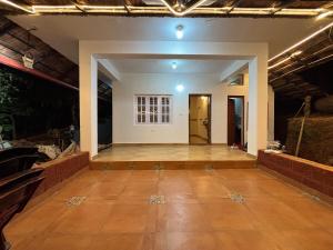 The Perch - Daisy Land