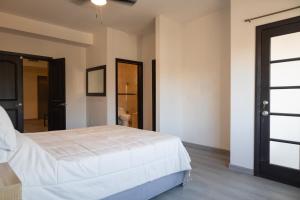 Refugio Elegante y Equipado en Zona Dorada