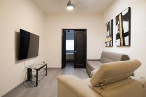 Refugio Elegante y Equipado en Zona Dorada