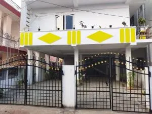 KINGS TOWN - Cyra Bliss County - Kójamputtúr