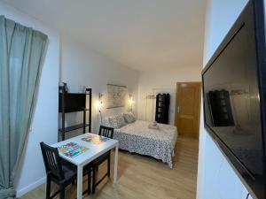 Las Canteras Beach Promenade