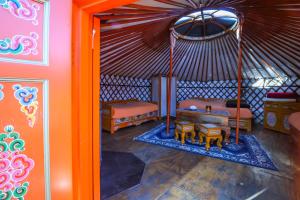 Tentes de luxe Yourtes Olachat proche Annecy : photos des chambres